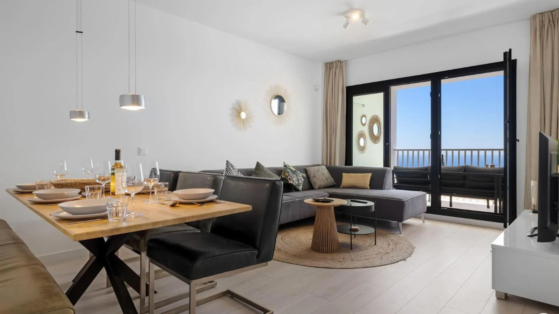 Apartament Vivi Homes - Santangelo Pool, Terrace & Sea View Benalmádena Hiszpania