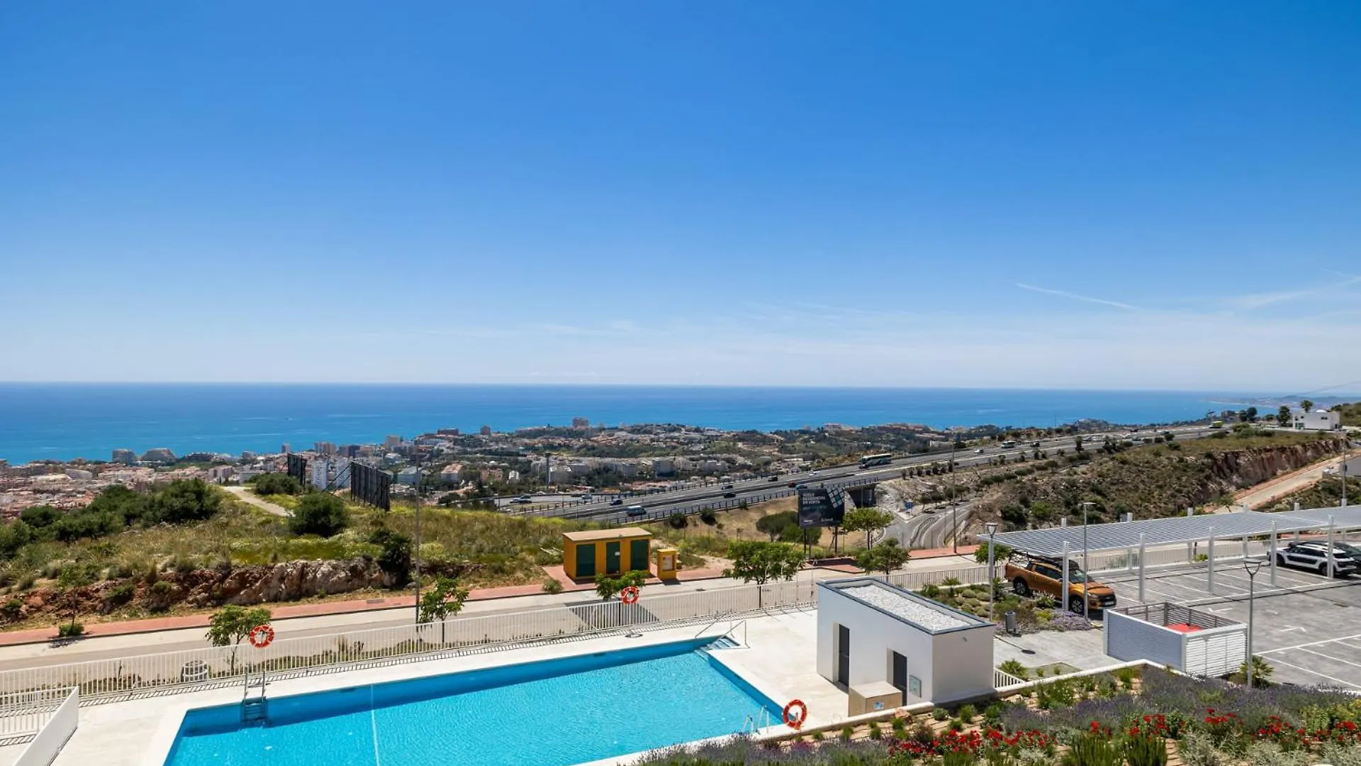 Vivi Homes - Santangelo Pool, Terrace & Sea View Benalmádena Apartament